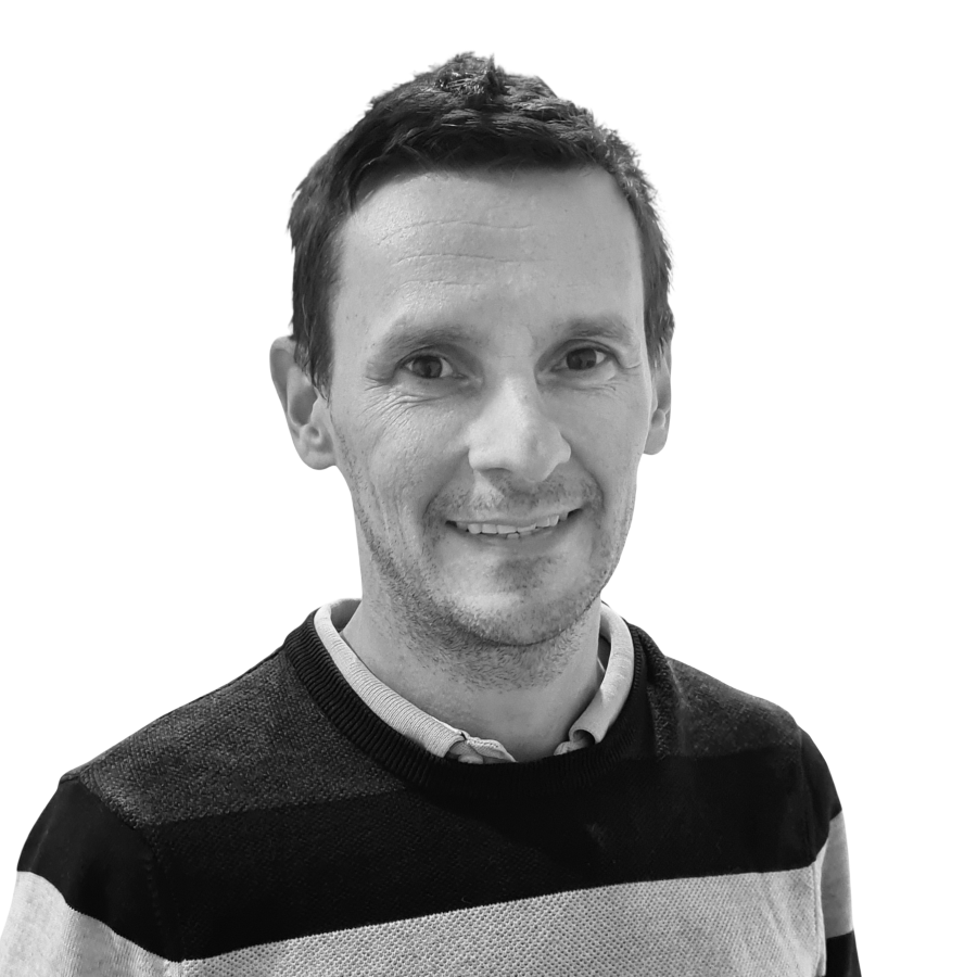 The image is a portrait-pic of one of our team-member: Richard Sewell